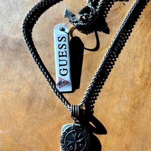 NWT Guess necklace